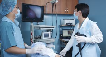 Giật mình tỷ lệ dương tính trong thí điểm tầm soát ung thư trực tràng