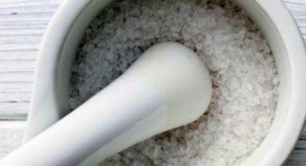 Chế độ ăn uống thiếu iốt nguyên nhân gây bệnh bướu giáp nhân