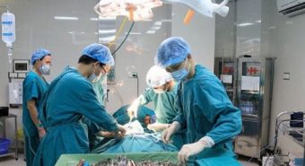 Những dấu hiệu của bệnh ung thư tinh hoàn nam giới không thể ngó lơ