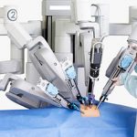 Phẫu thuật, cứu sống người bệnh ung thư trực tràng bằng robot