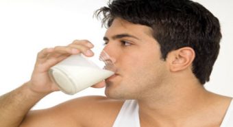 Sữa có giúp miễn dịch ung thư vòm họng không?