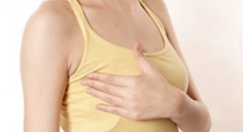 Dấu hiệu nhận biết ung thư vú ở nữ giới không có khối u