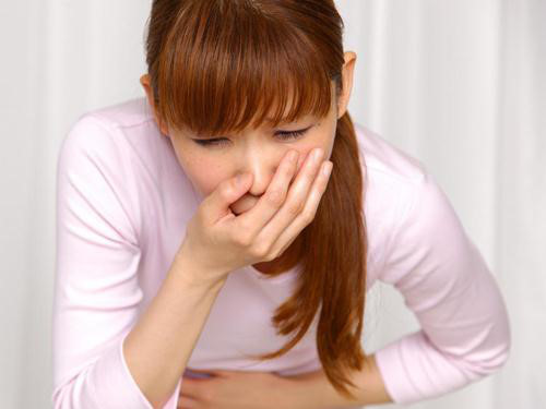 Buồn nôn và nôn là biểu hiện của bệnh đau dạ dày và ung thư dạ dày